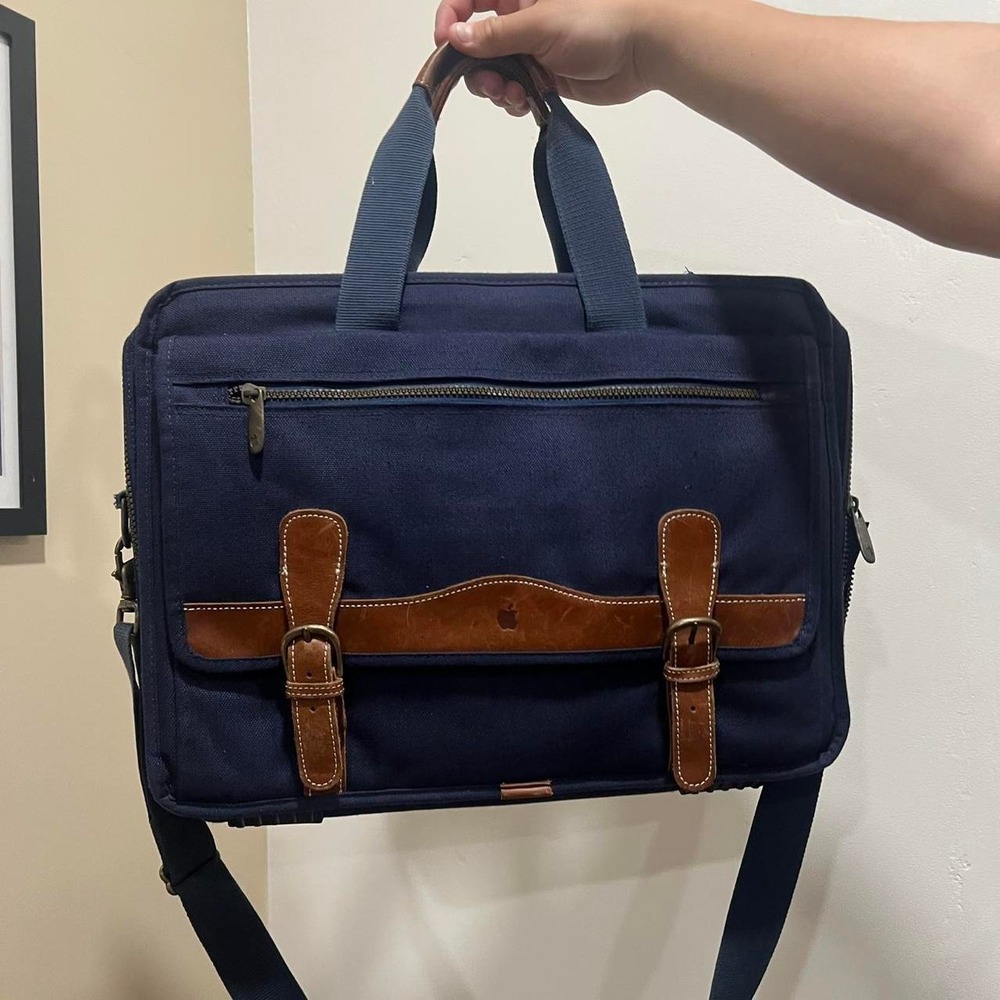 1990s Apple laptop messenger Leather satchel bag with leather details